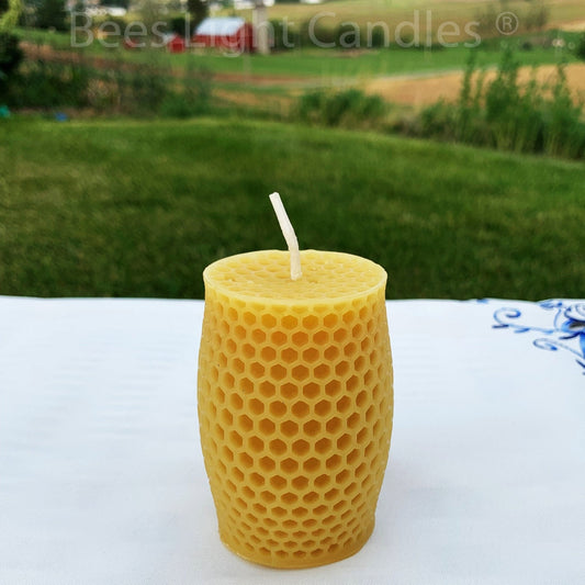 Honeycomb Curvy Pillar Candle