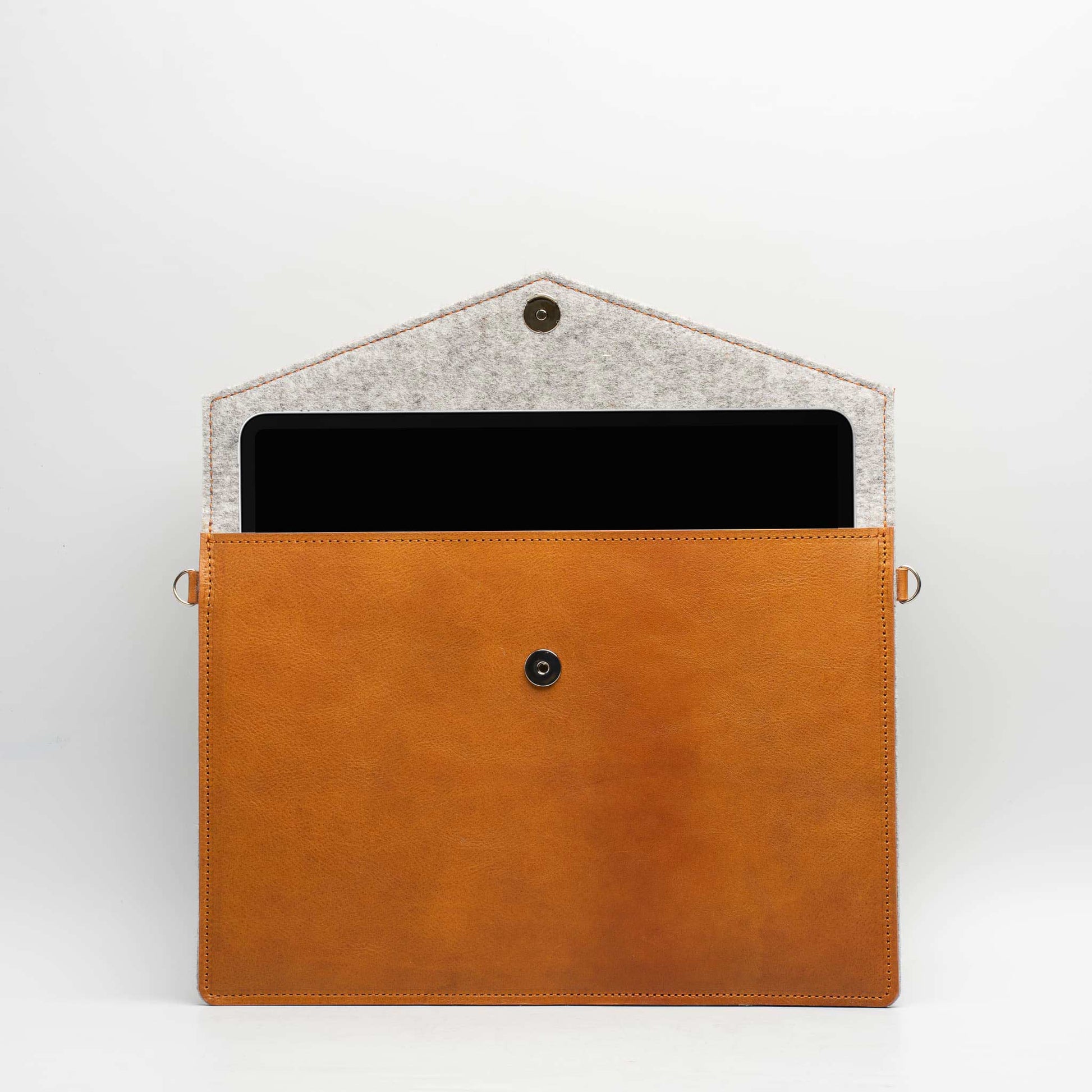 Leather MacBook Bag with Adjustable Strap - The Peony Haus
