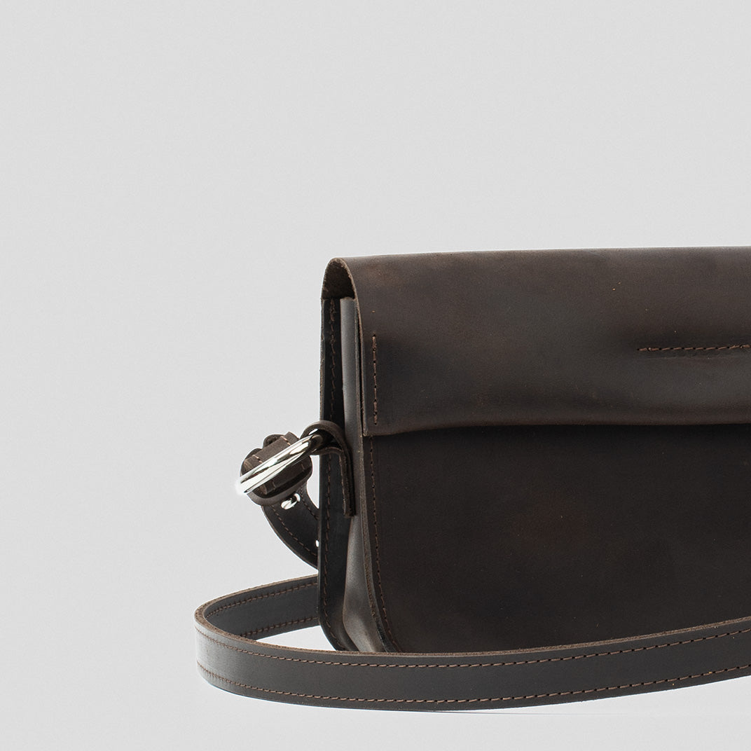 Leather Shoulder Bag (Dark Brown)