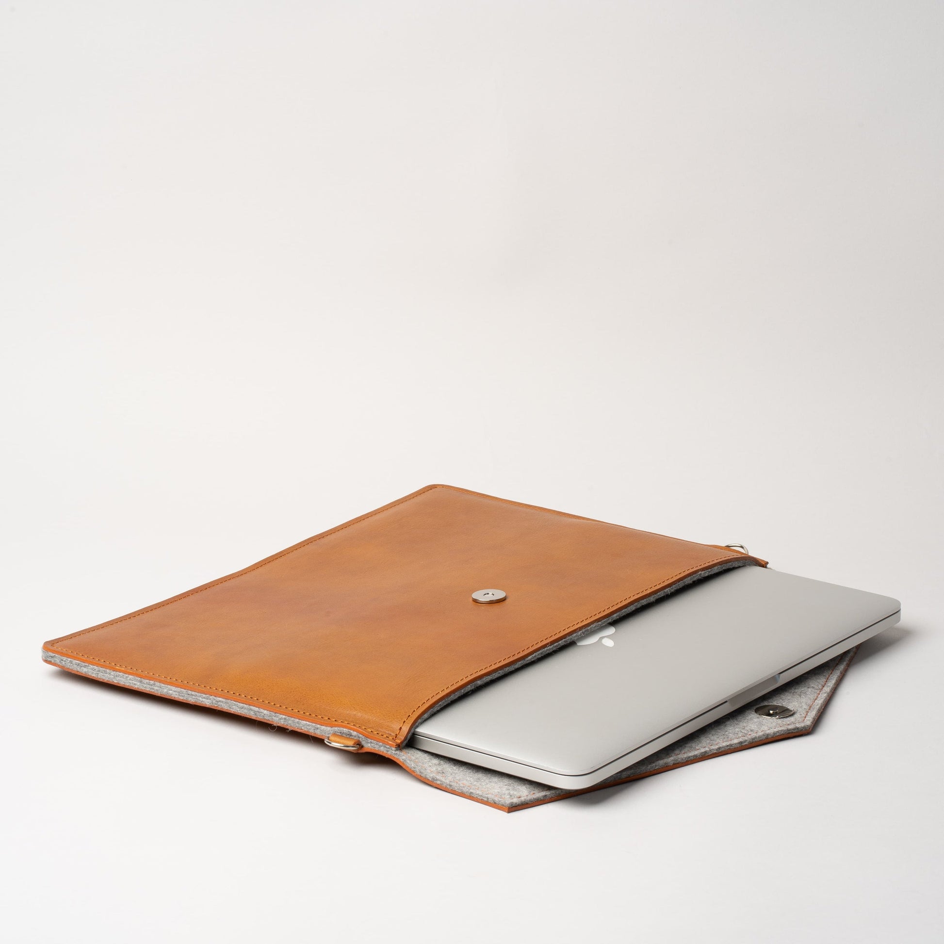 Leather MacBook Bag with Adjustable Strap - The Peony Haus