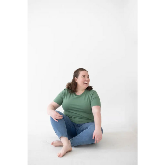 The Mom Tee in Dark Ivy